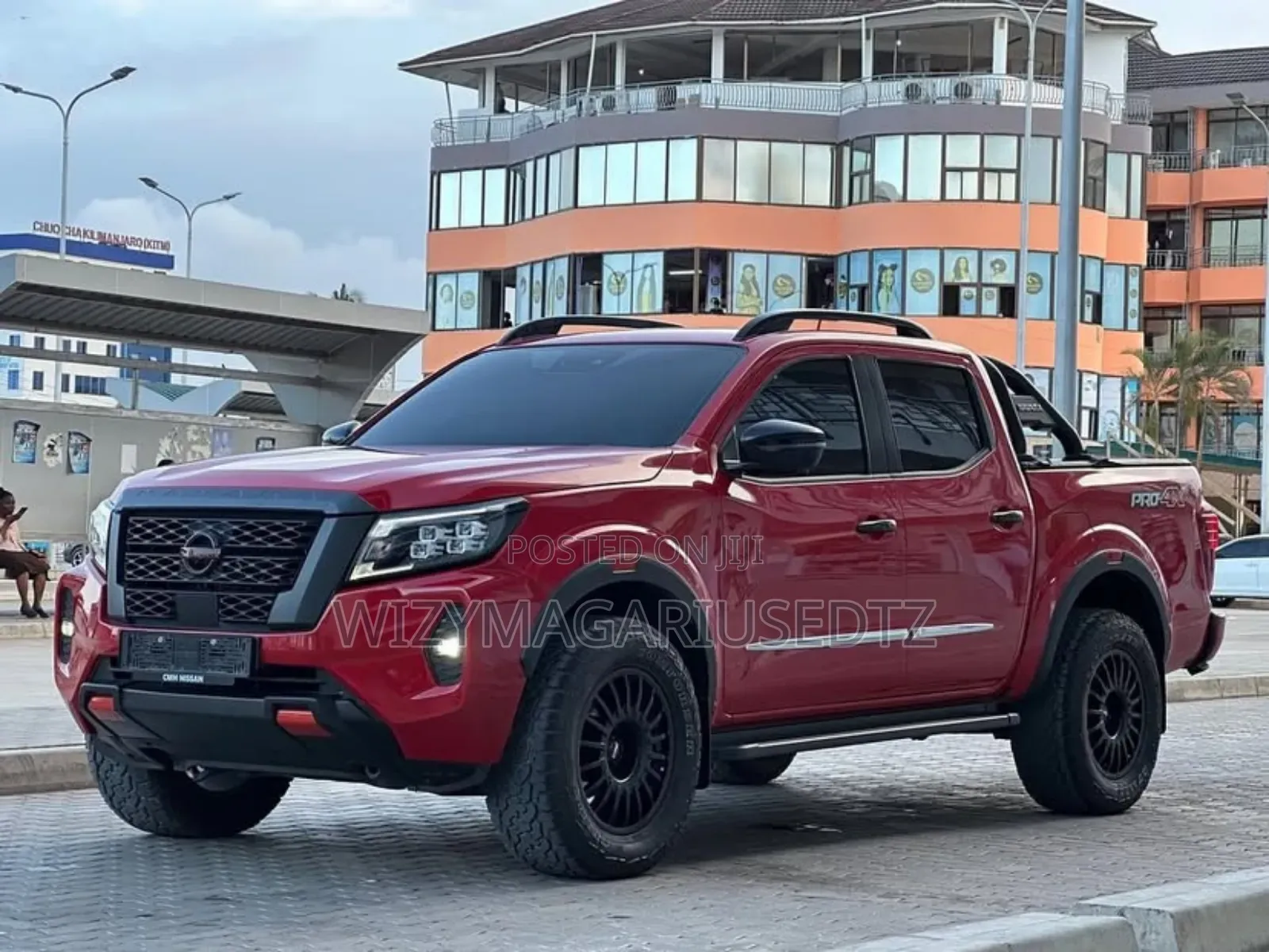 Nissan Navara 2024 Red
