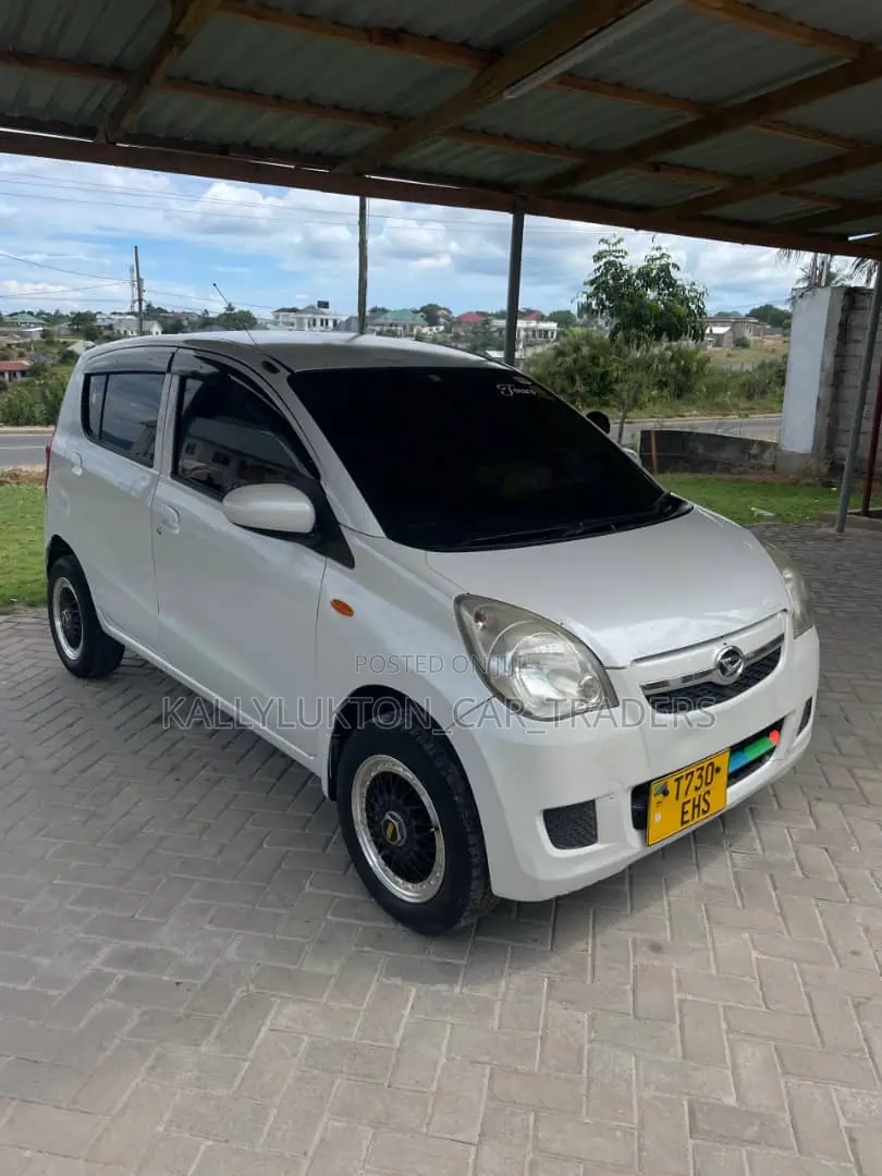 Daihatsu Mira 2008 White