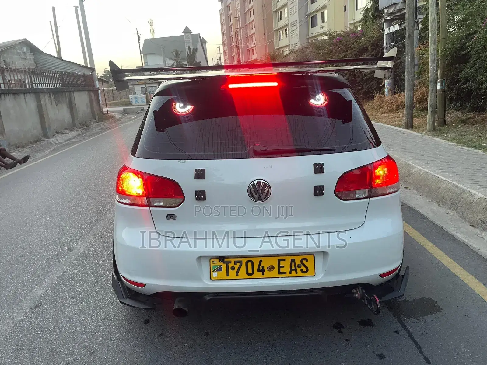 Volkswagen Golf 2010 White