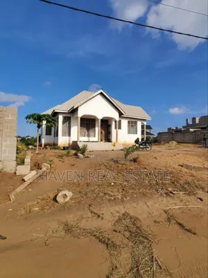 3bdrm House in Goba for sale