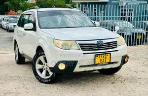 Subaru Forester 2009 White