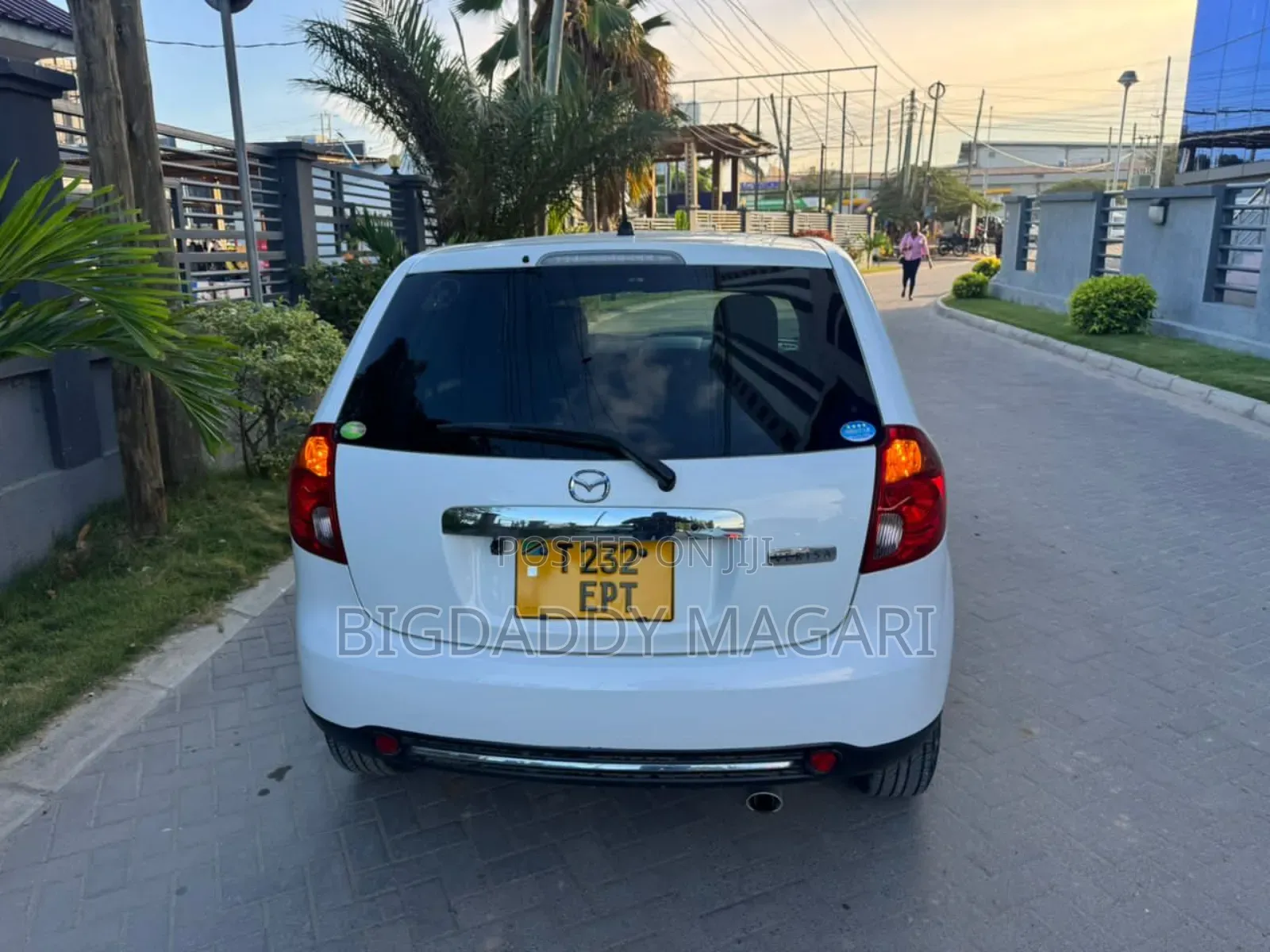Mazda Verisa 2013 White