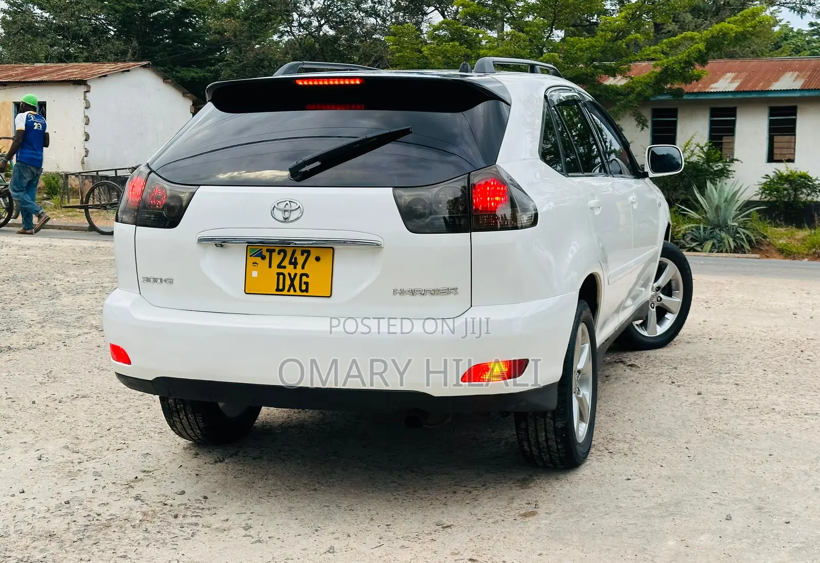 Toyota Harrier 2005 White