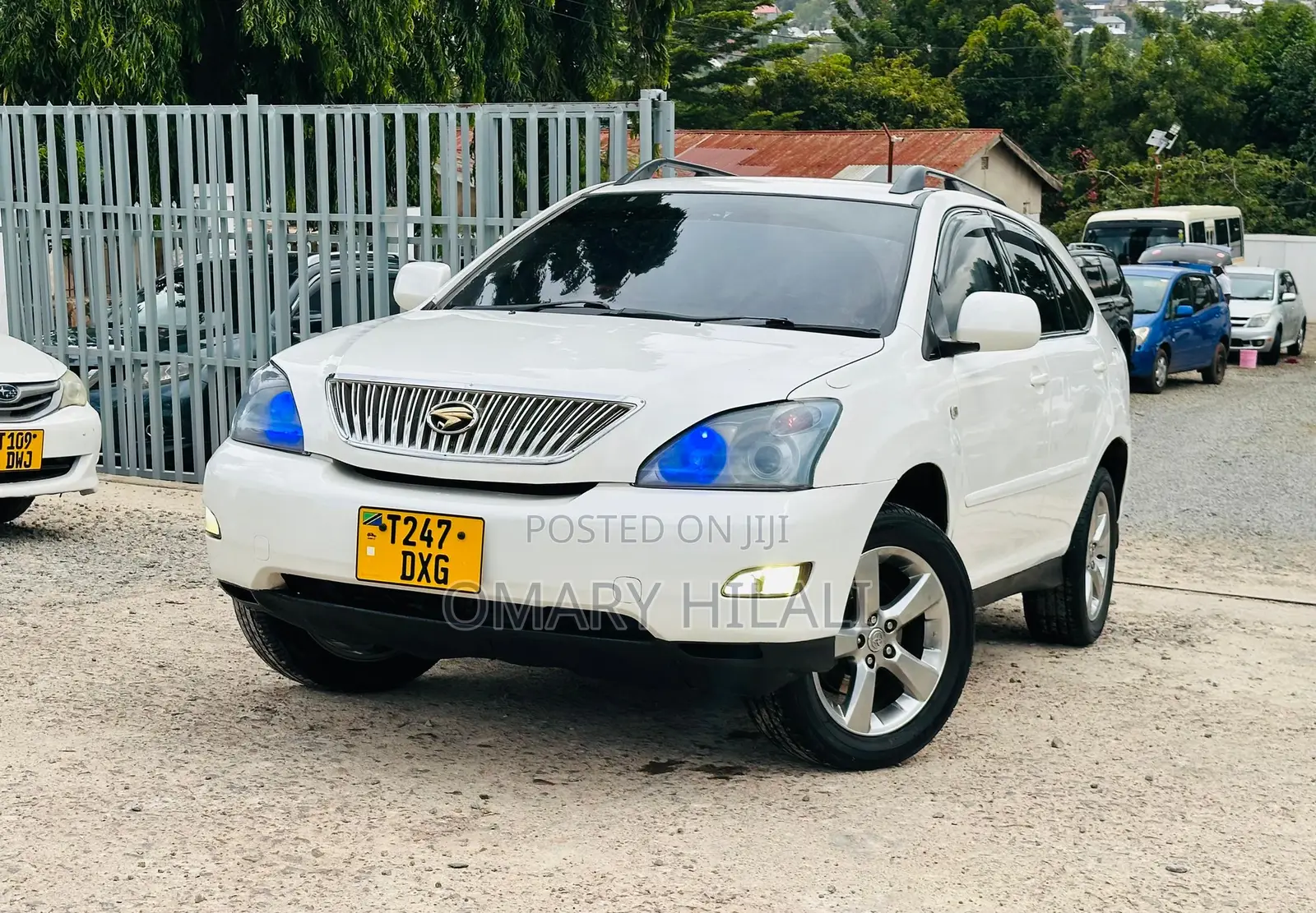 Toyota Harrier 2005 White