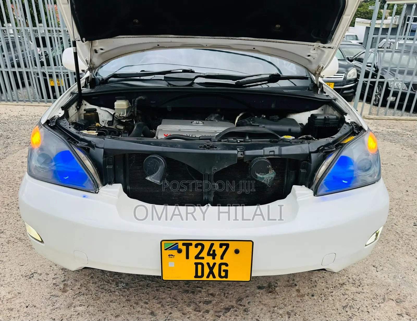 Toyota Harrier 2005 White