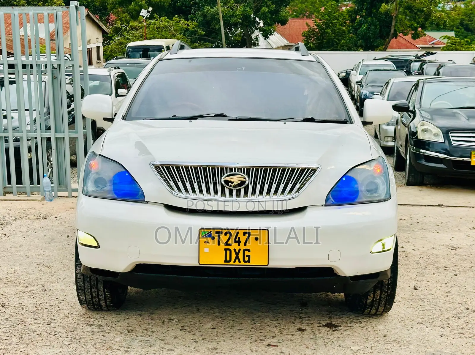 Toyota Harrier 2005 White