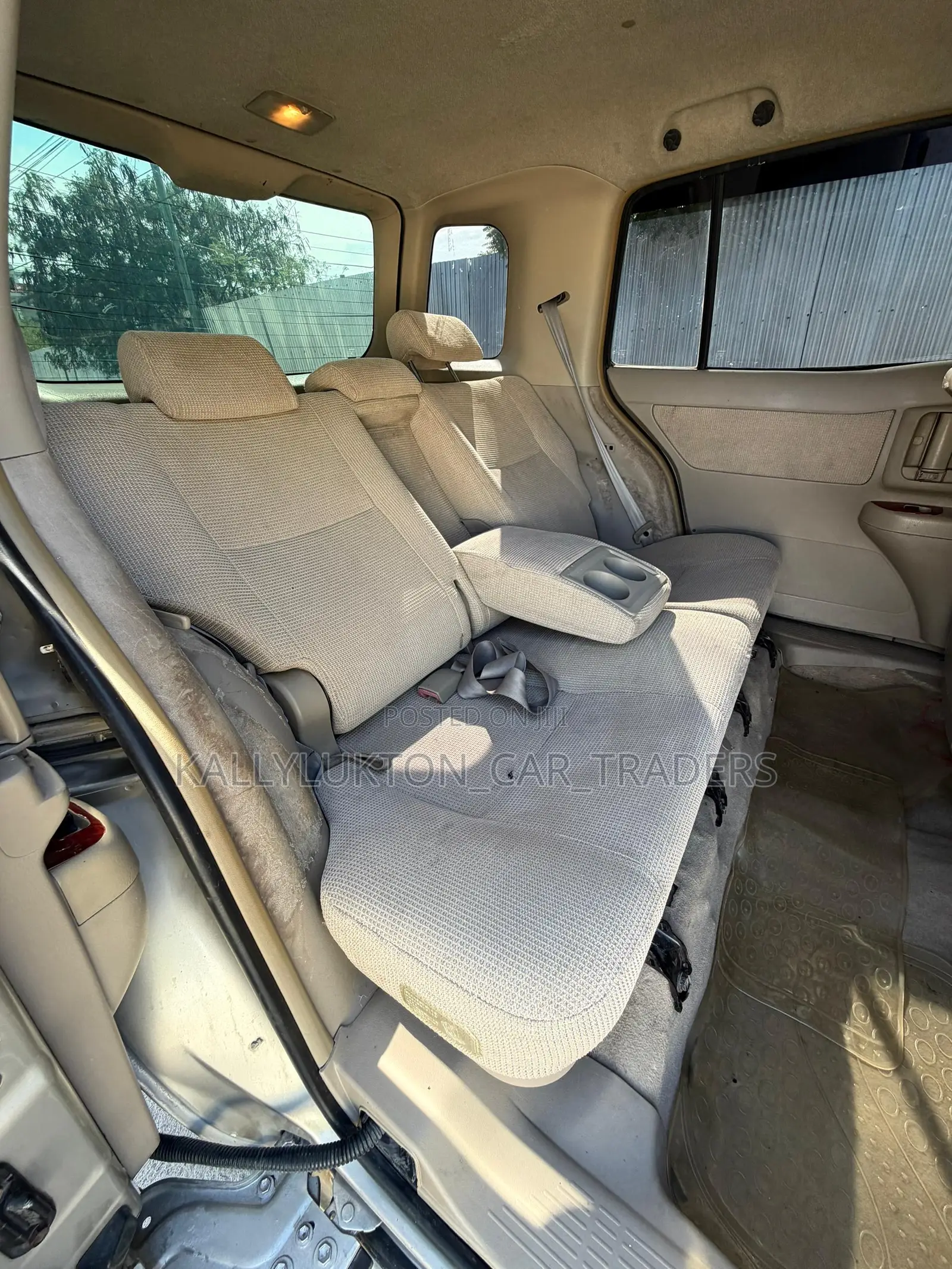 Toyota Raum 2006 Silver