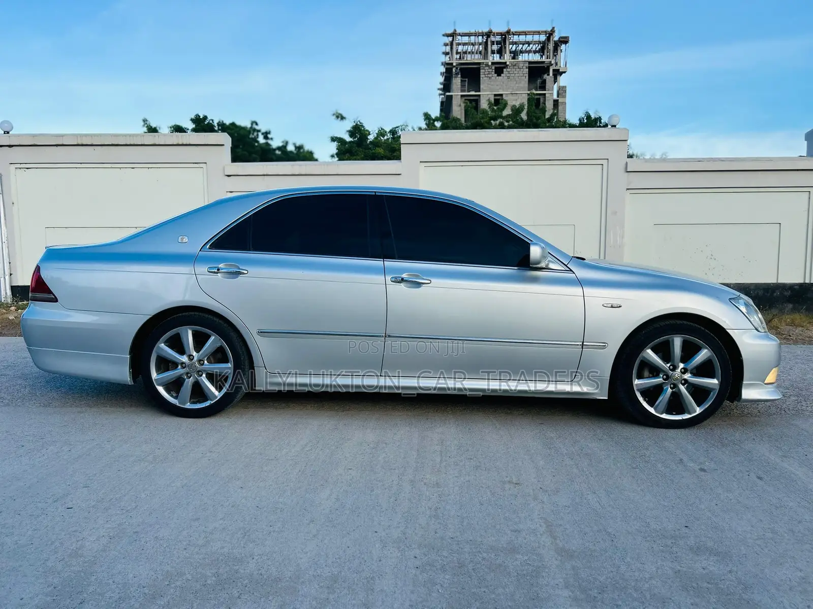 Toyota Crown 2006 Silver