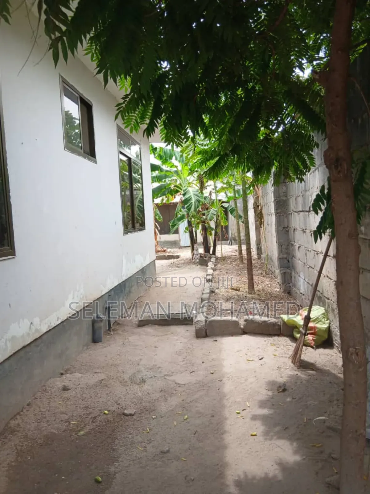 Furnished 5bdrm House in Biriani Real Estate, Chamazi for sale