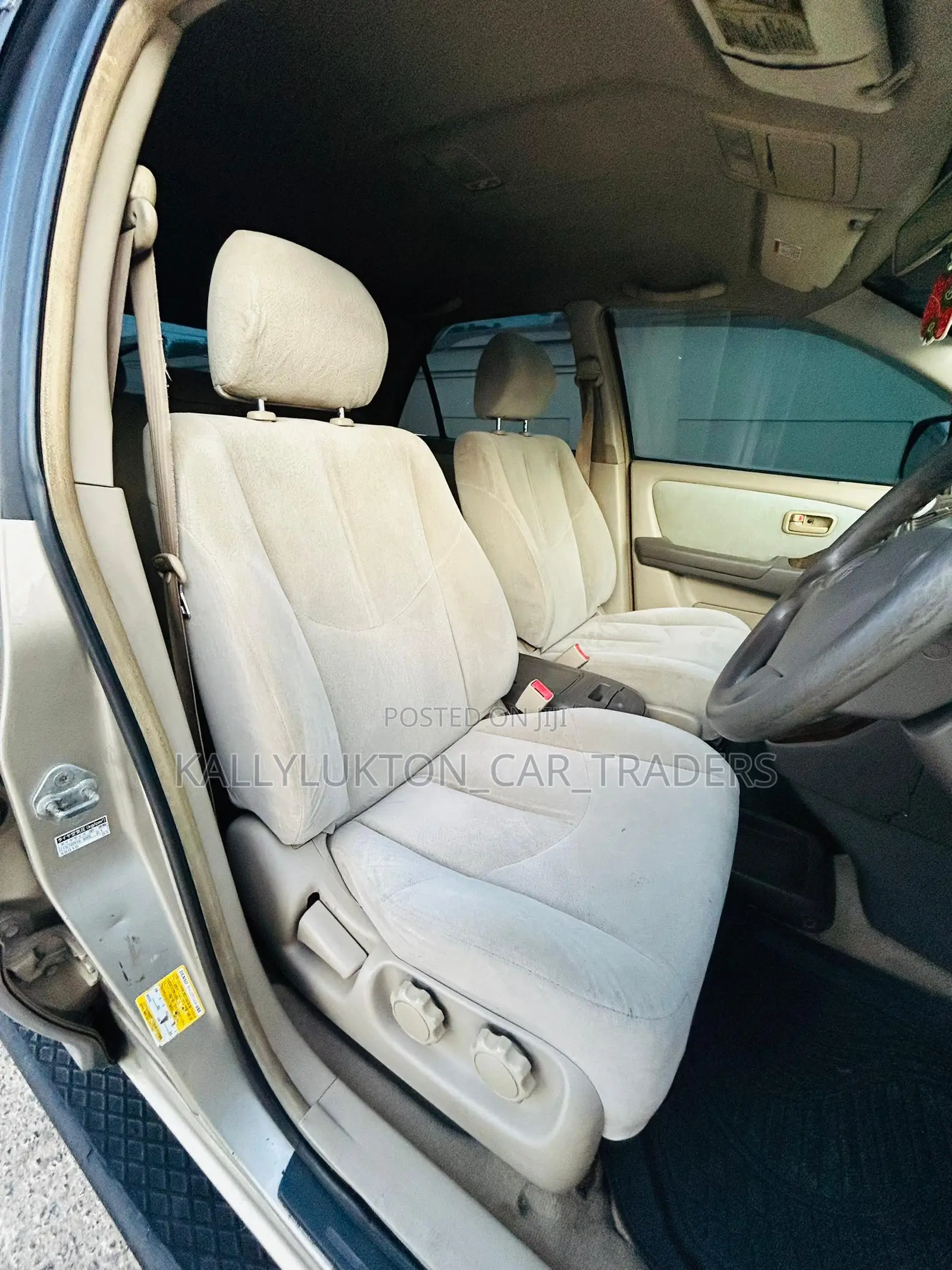 Toyota Harrier 2005 Silver