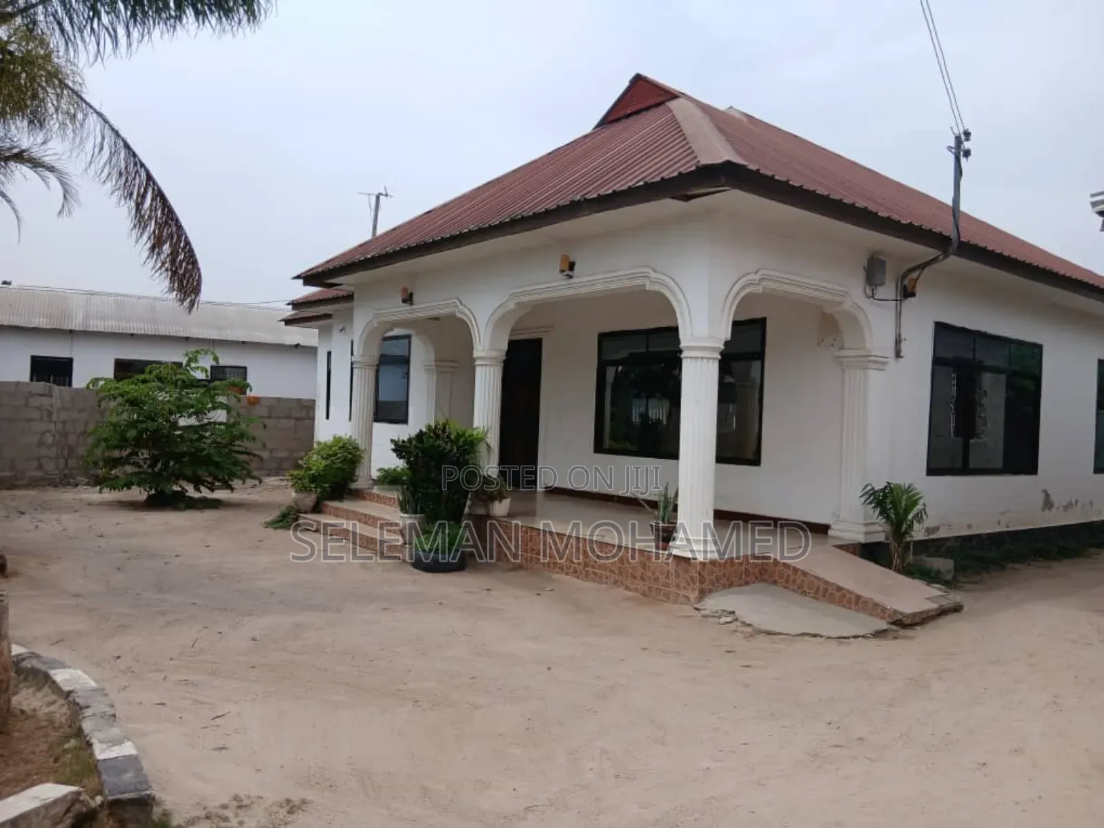 Furnished 3bdrm House in Biriani Real Estate, Chamazi for sale