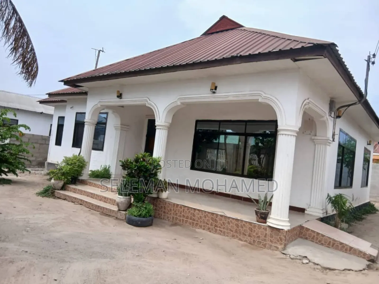 Furnished 3bdrm House in Biriani Real Estate, Chamazi for sale