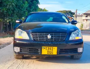 Toyota Crown 2006 Black