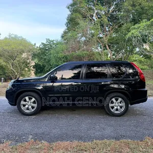 Nissan X-Trail 2010 Black
