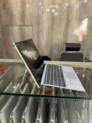 Laptop HP Elite X2 G8 16GB Intel Core i5 SSD 256GB