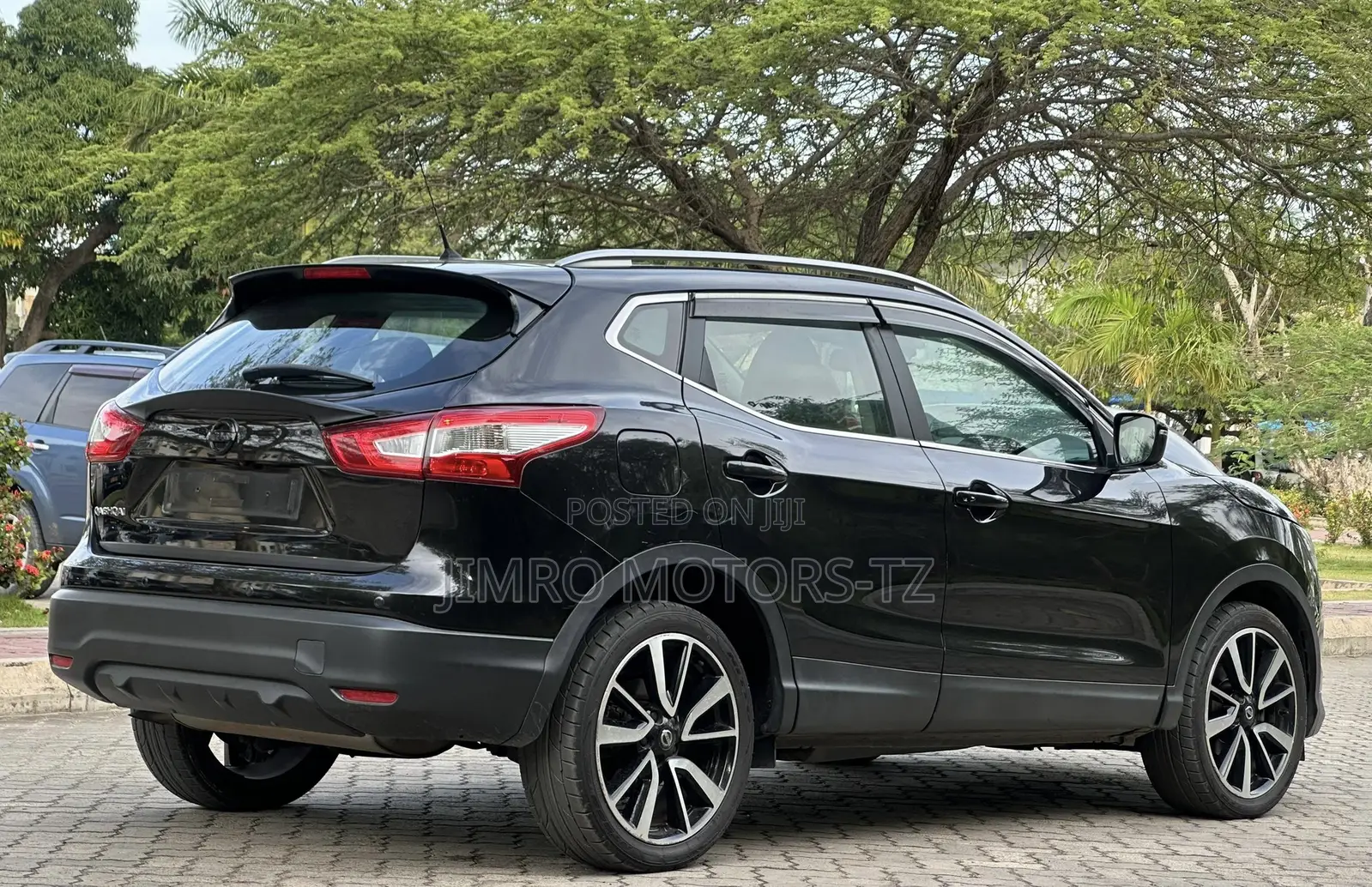 Nissan Qashqai 2017 Black