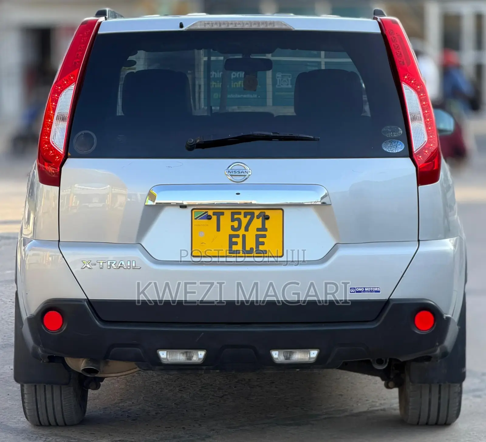 Nissan X-Trail 2011 Silver
