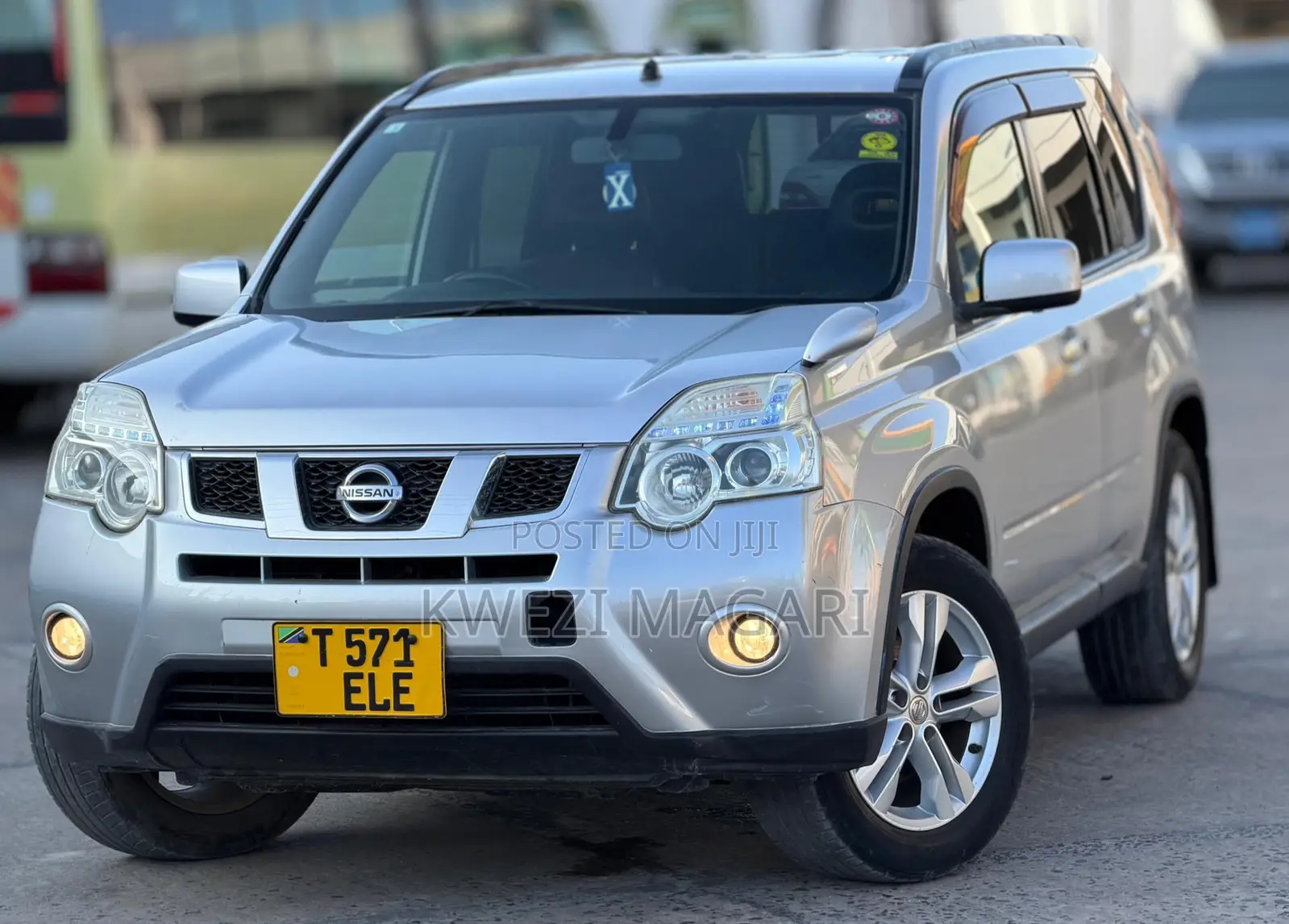 Nissan X-Trail 2011 Silver