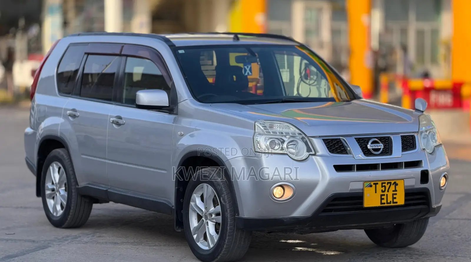 Nissan X-Trail 2011 Silver