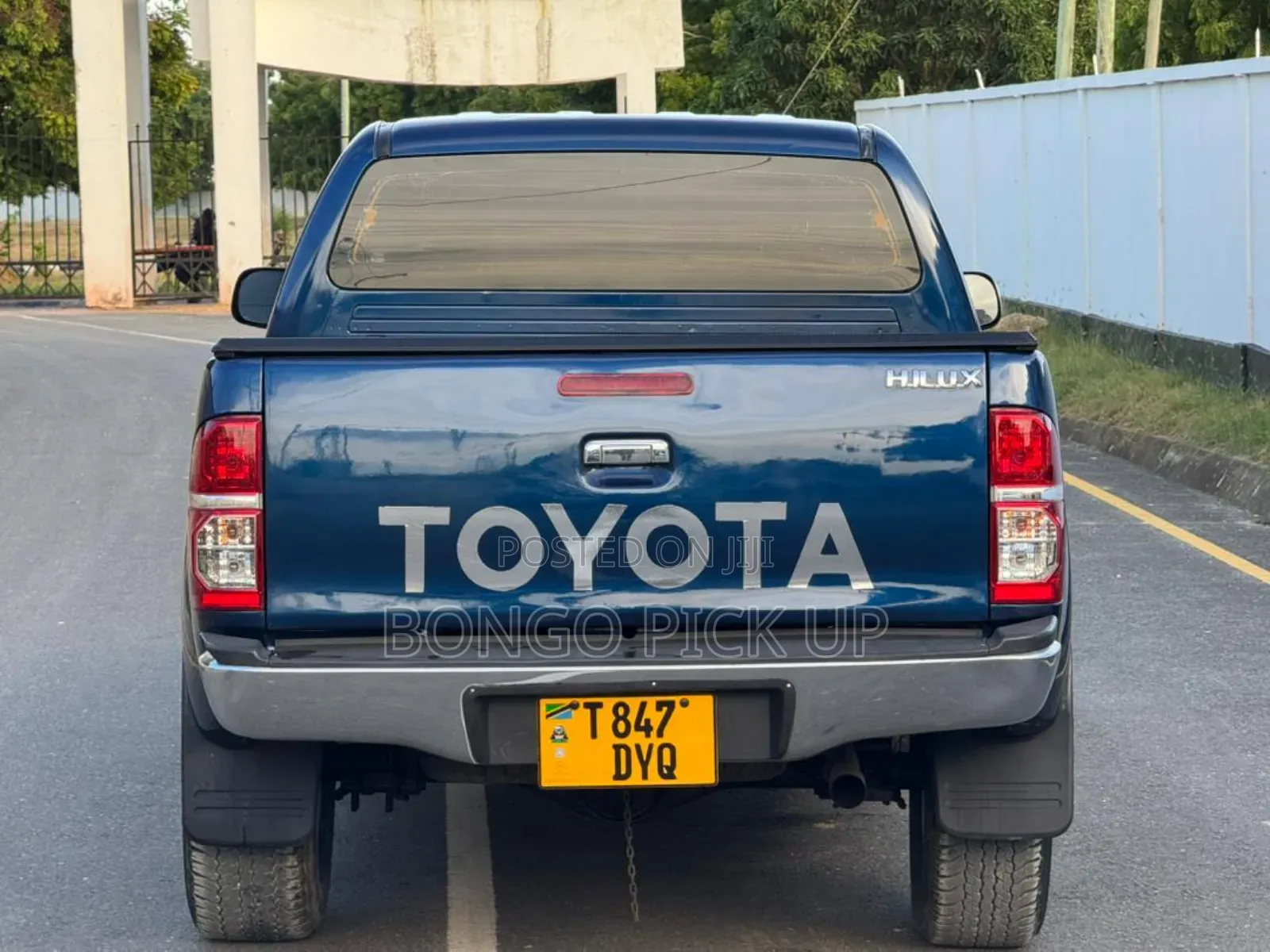 Toyota Hilux 2008 Blue
