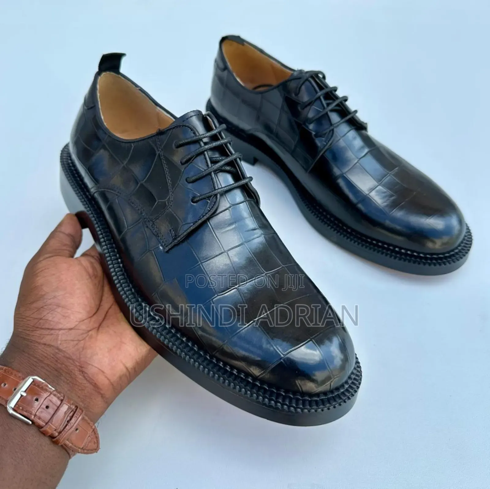 Power Step Shoes–Viatu Vya Hatua Ya Ujasiri