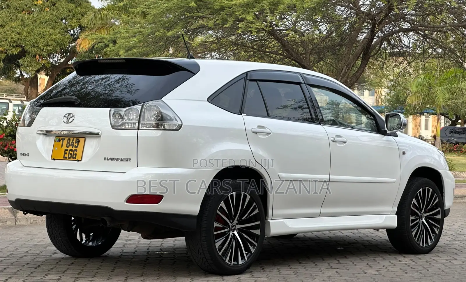 Toyota Harrier 2004 Pearl