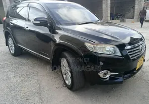 Toyota Vanguard 2011 Black