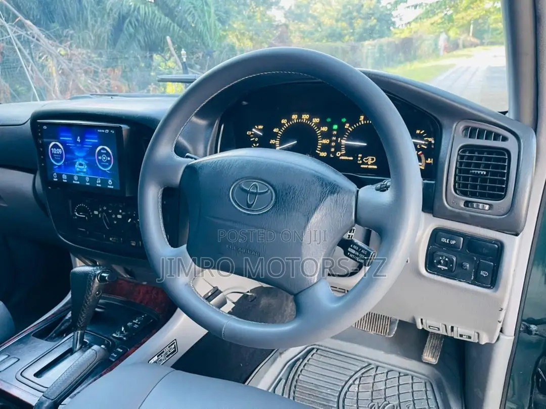 Toyota Land Cruiser 1998 Green