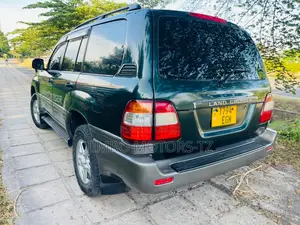 Toyota Land Cruiser 1998 Green