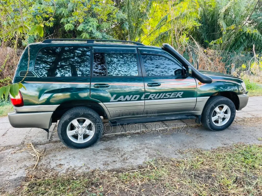 Toyota Land Cruiser 1998 Green