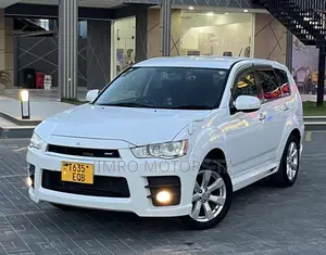 Mitsubishi Outlander 2010 White
