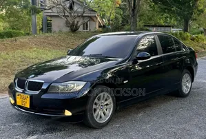 BMW 3 Series 320i RWD 2008 Black