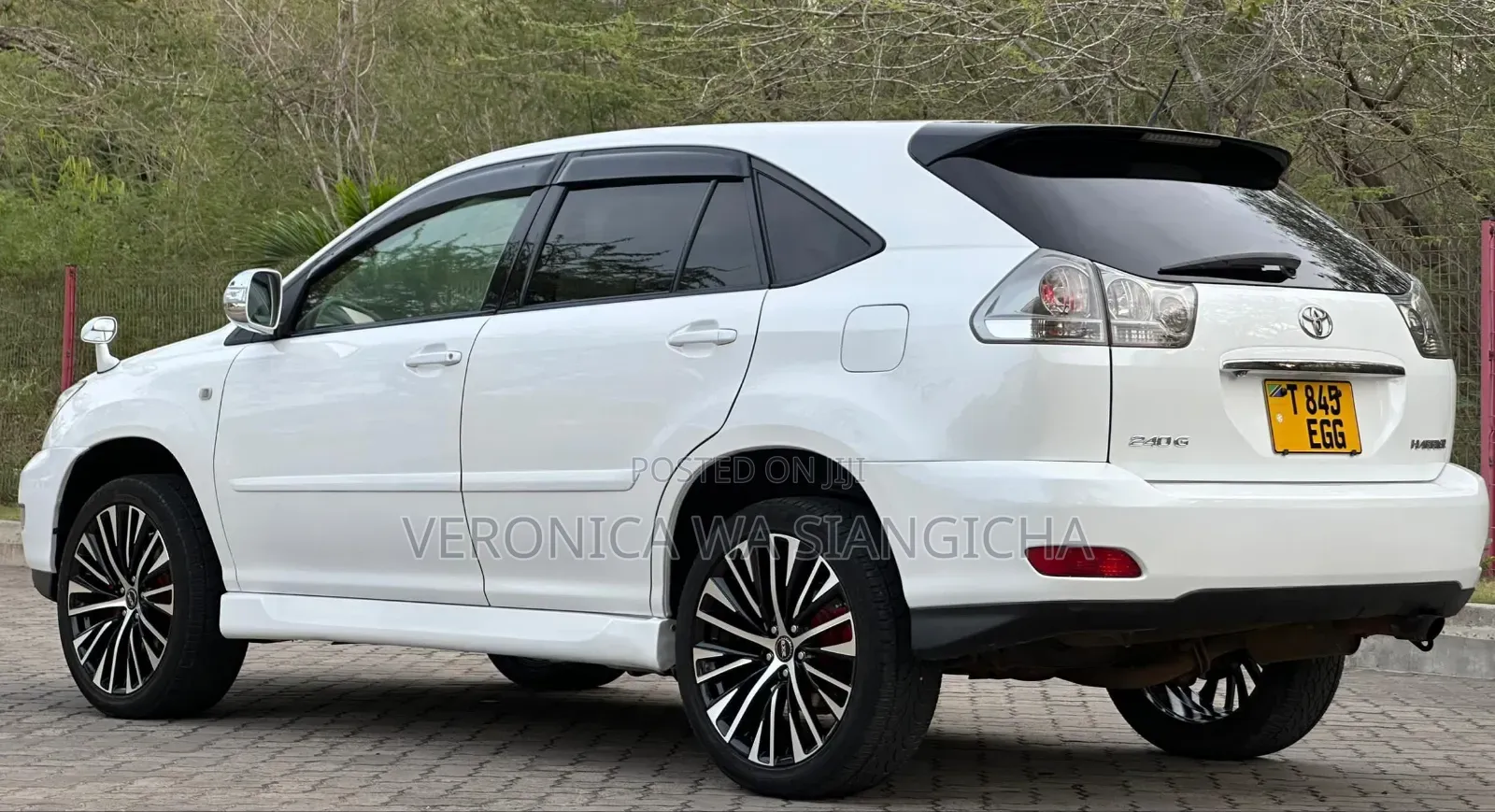Toyota Harrier 2004 White