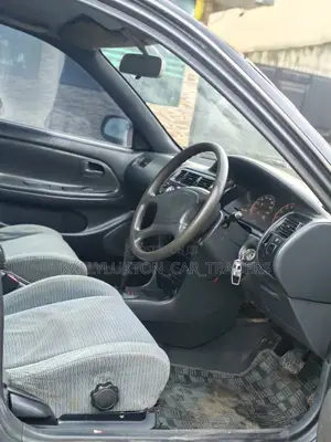 Toyota Corolla 2001 Gray