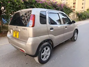 Suzuki Swift 2003 Gold