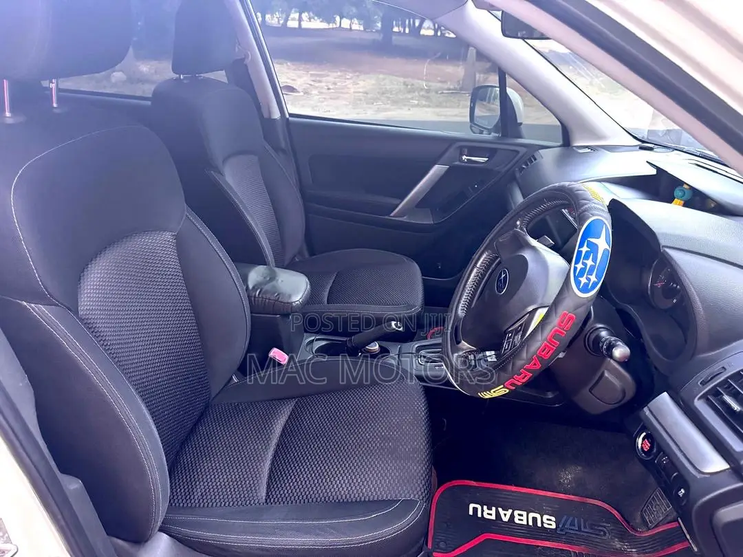 Subaru Forester 2013 Pearl