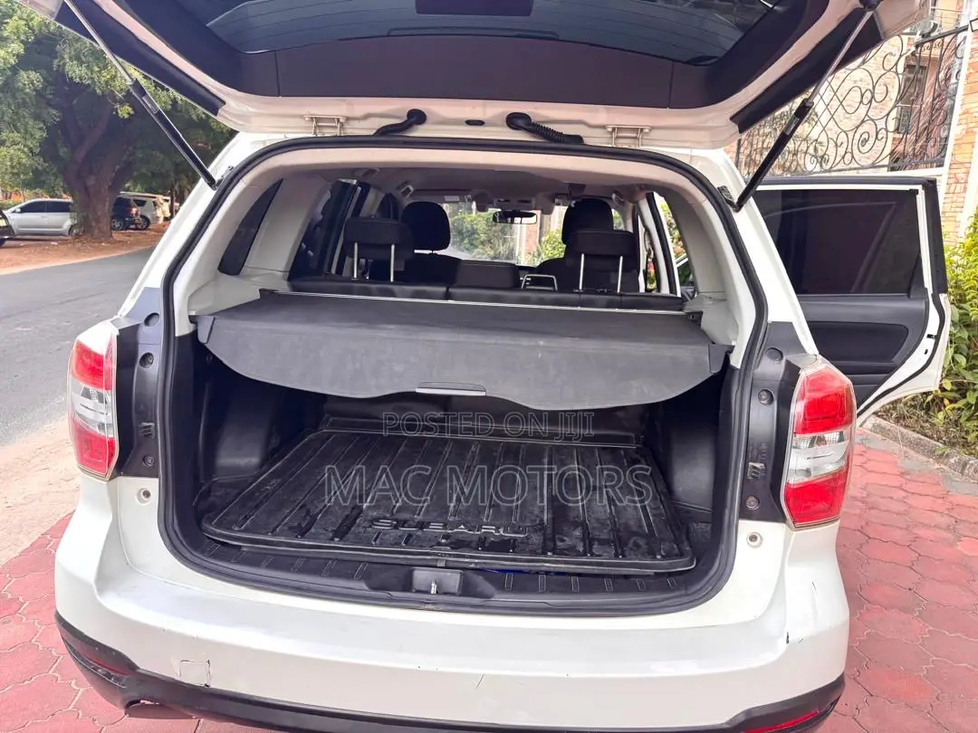 Subaru Forester 2013 Pearl