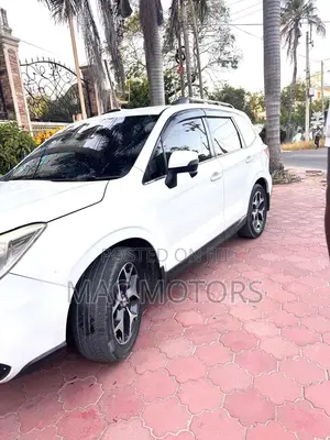 Subaru Forester 2013 Pearl