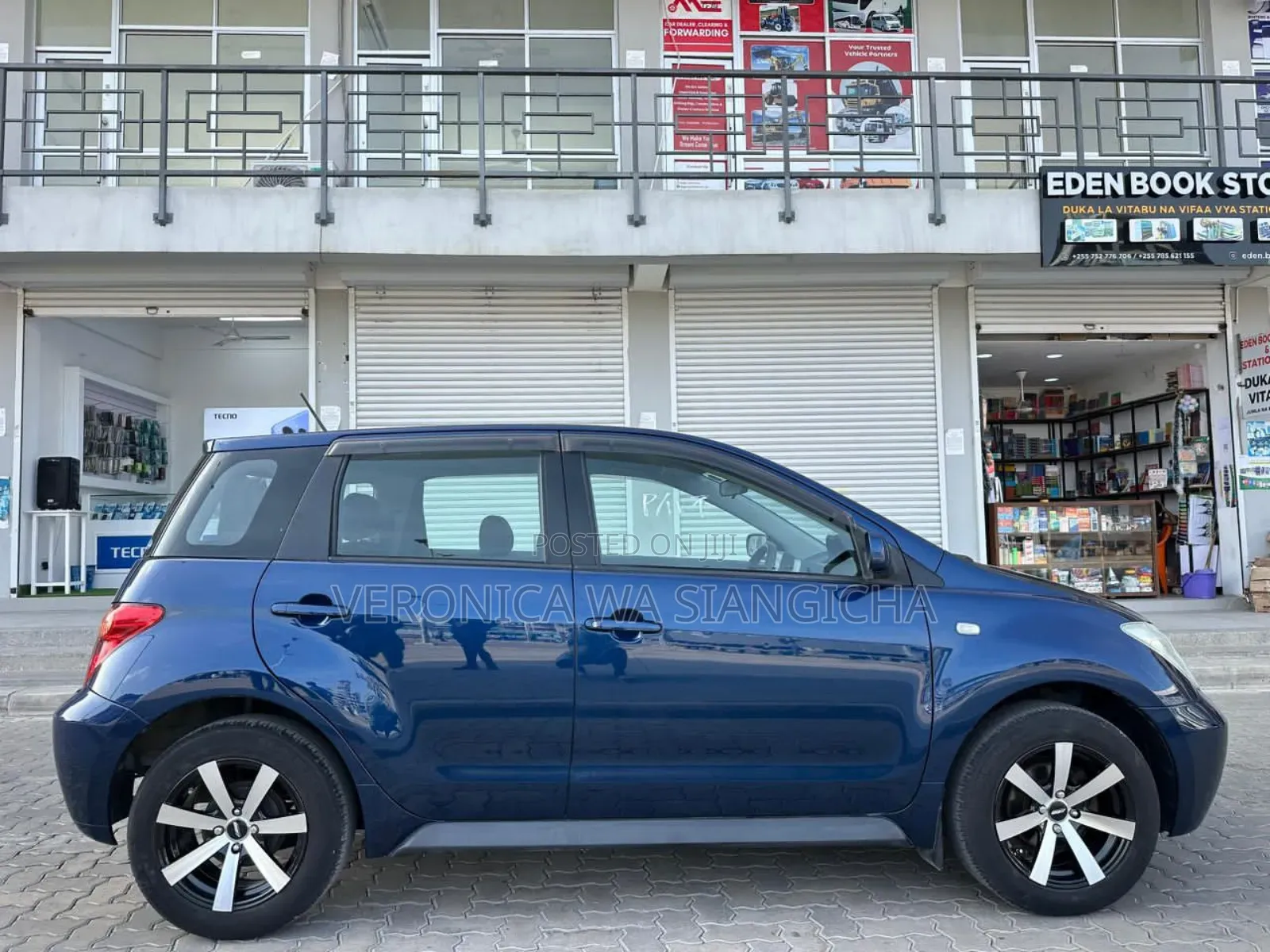 Toyota IST 2005 Blue