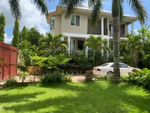 4bdrm House in Goba for sale