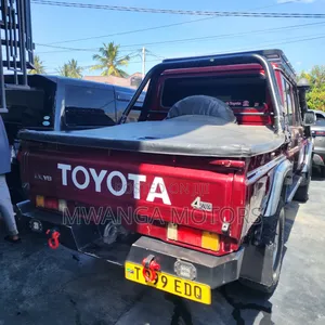 Toyota Land Cruiser 79 Series 2020 Red