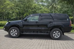 Toyota Hilux Surf 2005 Black