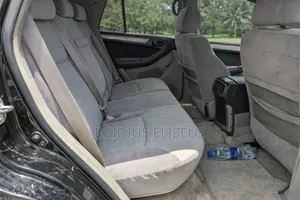 Toyota Hilux Surf 2005 Black