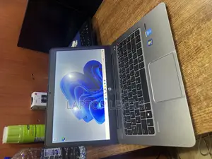 Laptop HP EliteBook 1040 4GB Intel Core i7 SSD 128GB