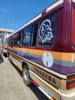 Toyota Coaster 1999 Red