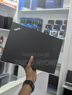New Laptop Lenovo ThinkPad X280 8GB Intel Core i5 SSD 256GB