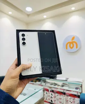 New Samsung Galaxy Z Fold 5 256 GB Silver