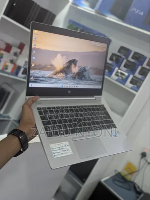 New Laptop HP EliteBook 830 G7 8GB Intel Core i7 SSD 256GB