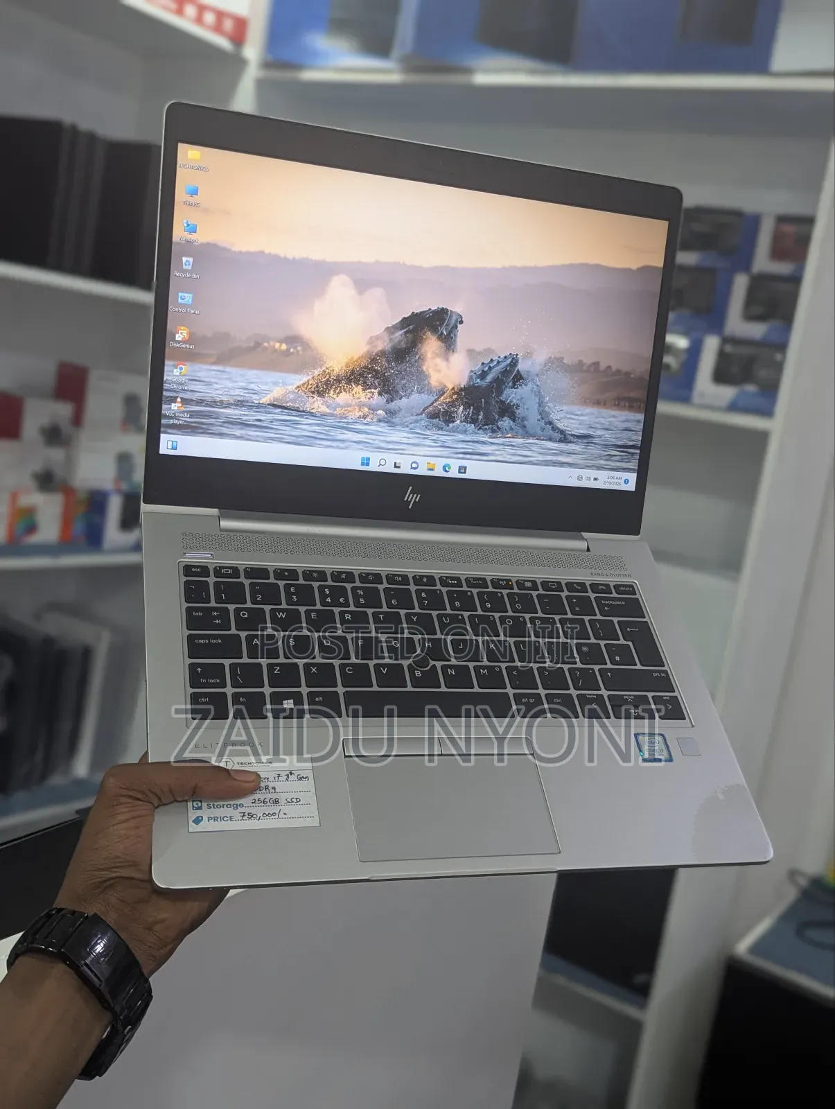 New Laptop HP EliteBook 830 G7 8GB Intel Core i7 SSD 256GB