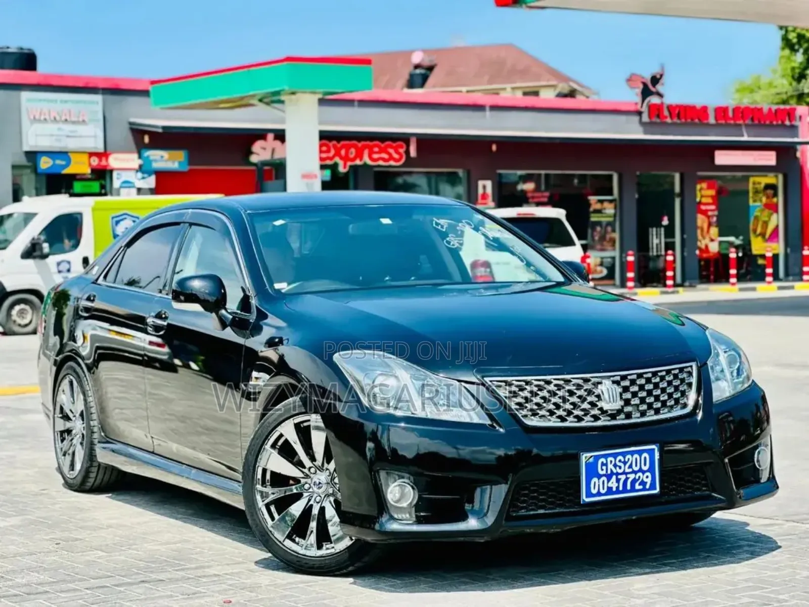 Toyota Crown 2011 Black